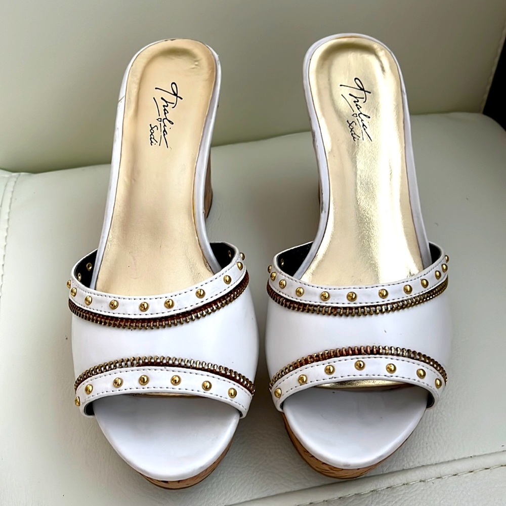 White /Metallic trim Wedges, Ladies Size 6.5.